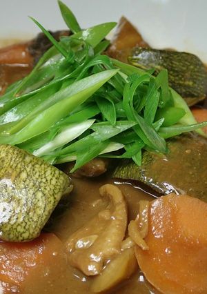 ズッキーニと豚足の味噌煮-レシピのメイン写真