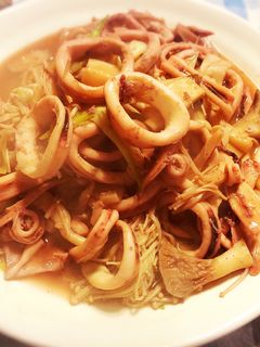 塩ダレで♪イカとキノコの炒めもの♪♪-レシピのメイン写真