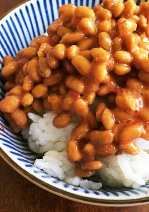 簡単旨辛アレンジ!豆板醤入り納豆ご飯-レシピのメイン写真