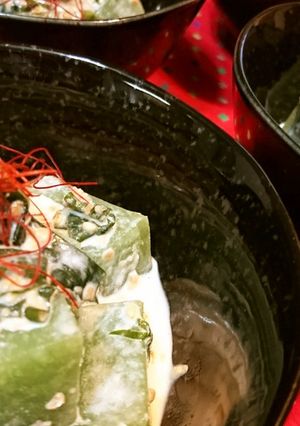 刺身こんにゃくとワカメの味噌マヨ胡麻ダレ-レシピのメイン写真