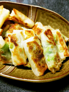 簡単おつまみ!枝豆&チーズの餃子の皮包み-レシピのメイン写真