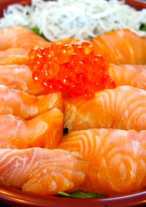 琵琶湖のびわマスで無凍結漬けちらし寿司-レシピのメイン写真