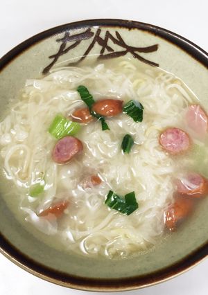 ☆残った餃子の皮で簡単ラーメン☆-レシピのメイン写真