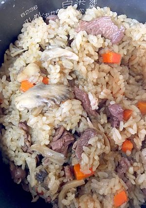 簡単な牛肉と舞茸の炊き込みご飯-レシピのメイン写真