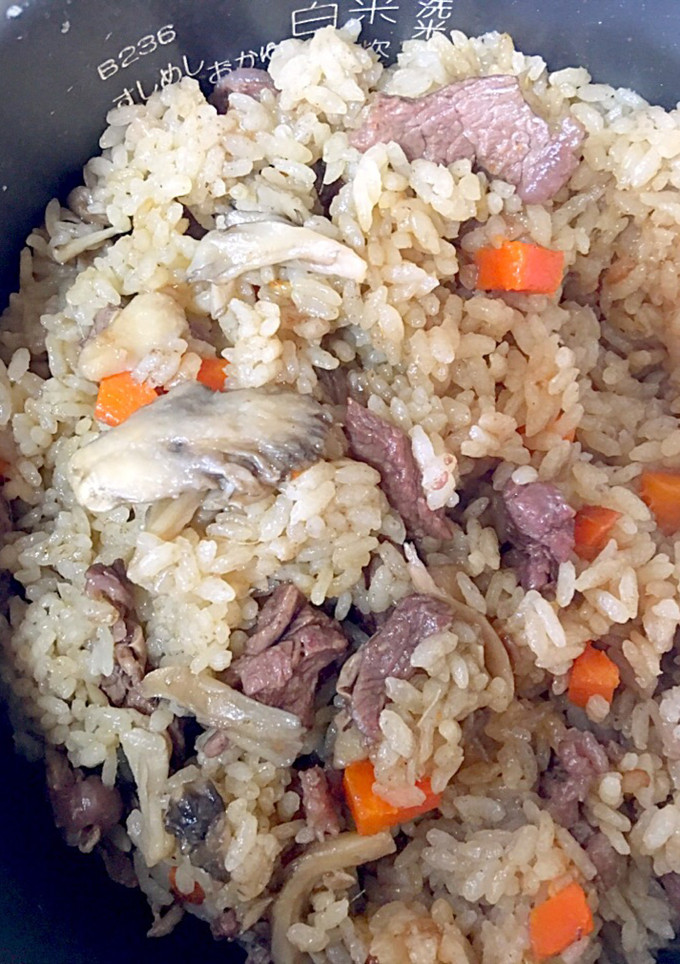 簡単な牛肉と舞茸の炊き込みご飯-レシピのメイン写真