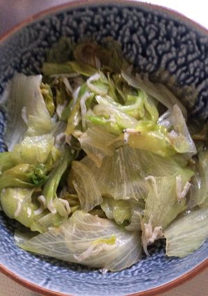 シラスとレタスの胡麻油炒め-レシピのメイン写真