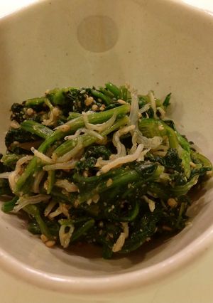 定番に☆ほうれん草の胡麻和え(じゃこ入り-レシピのメイン写真
