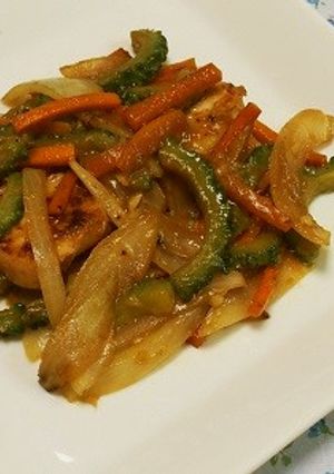 鶏肉とゴーヤの信州味噌炒め-レシピのメイン写真