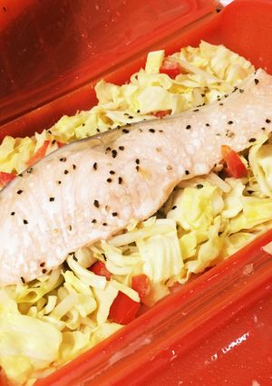 ルクエでヘルシー！ダシダで！鮭蒸し焼き-レシピのメイン写真