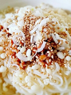 簡単☆チュルチュル香ばしい冷やし納豆素麺-レシピのメイン写真