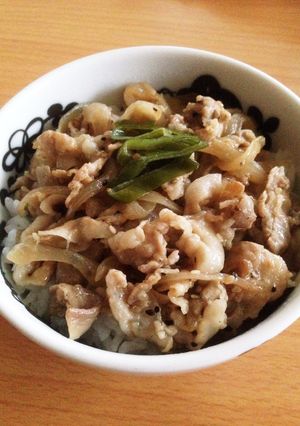 超簡単で美味しい!豚塩丼-レシピのメイン写真