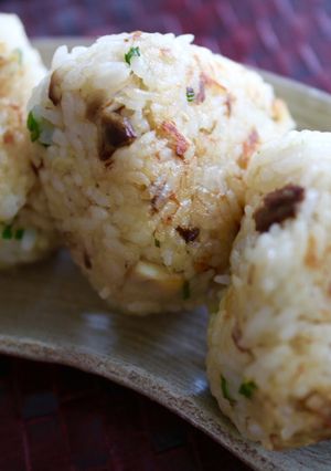 塩サバ焼きおにぎり ♪-レシピのメイン写真