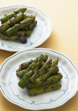 (おいしく減塩)アスパラのごま汚し-レシピのメイン写真