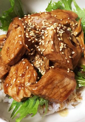 市販の味噌だれで簡単トンテキ丼-レシピのメイン写真