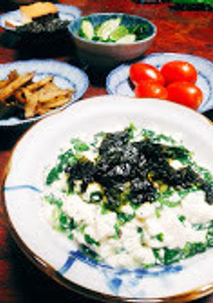 モロヘイヤと梅の豆腐くずし-レシピのメイン写真