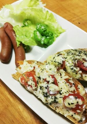 地中海トマトソースのチーズトースト-レシピのメイン写真