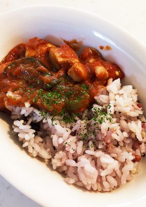 トマトの甘味と酸味が美味しいチキンカレー-レシピのメイン写真