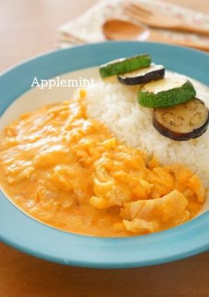 野菜ジュース煮込みチキンカレー夏野菜添え-レシピのメイン写真