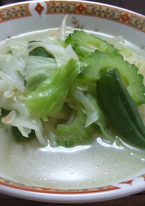 市販袋塩ラーメンで夏野菜ヘルシーラーメン-レシピのメイン写真