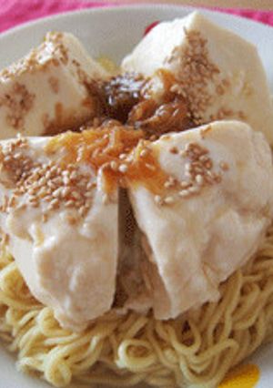 冷やしラーメンおぼろ豆腐乗せ-レシピのメイン写真