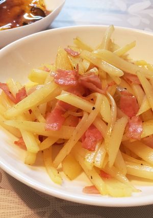 じゃがいもとベーコンのバター炒め-レシピのメイン写真