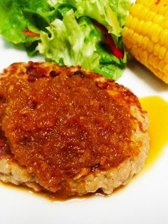 ハンバーグに☆すりおろし野菜のソース-レシピのメイン写真