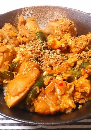 ピリ辛！！　中華風親子丼-レシピのメイン写真