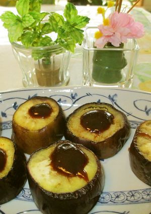 ナスを焼いてみそを乗せただけぇ～♪簡単～-レシピのメイン写真