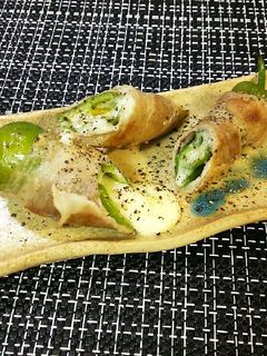 万願寺唐辛子de簡単♡チーズin肉巻き♪-レシピのメイン写真