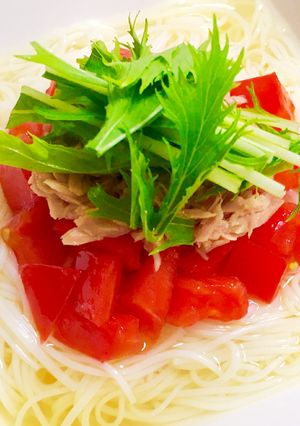 簡単減塩♪トマトとツナの冷だしそうめん-レシピのメイン写真