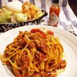 さば缶でトマト煮込みのリメイクパスタ