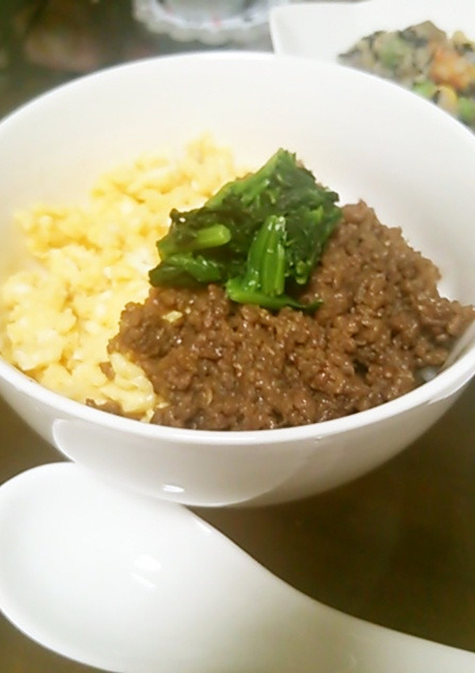 簡単☆しぐれ煮風そぼろ丼-レシピのメイン写真