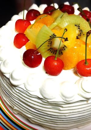 デコレーションケーキ（さくらんぼ他）-レシピのメイン写真