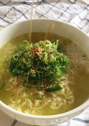 ジュジュっと塩ラーメン-レシピのメイン写真