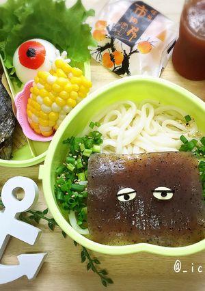 麺弁当でキャラ麺！ゲゲゲの鬼太郎ぬりかべ-レシピのメイン写真