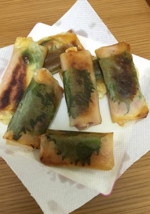 ベーコン紫蘇チーズの焼きアボカド春巻♪-レシピのメイン写真