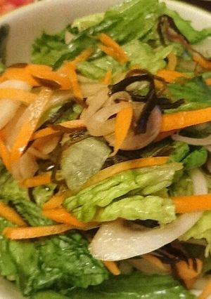 野菜をたくさん食べられるサラダ-レシピのメイン写真