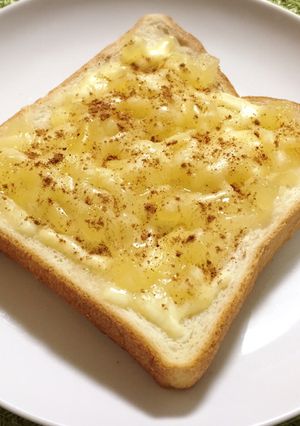 りんごジャム＊チーズ＊シナモントースト-レシピのメイン写真