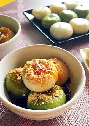 粒あん入り豆腐白玉❃黒蜜きな粉がけ❃-レシピのメイン写真
