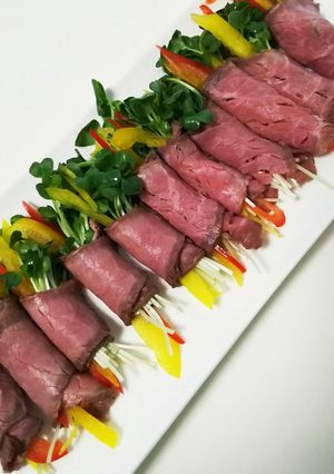おもてなし＊彩り野菜のローストビーフ巻き-レシピのメイン写真