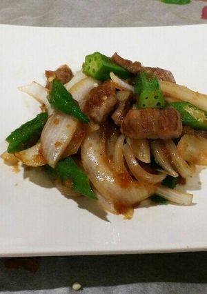オクラと豚肉と玉ねぎのおろしポン酢いため-レシピのメイン写真