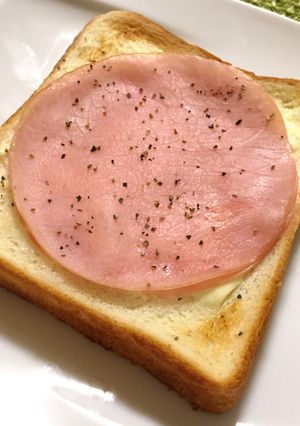 サワークリーム＊ハムトースト-レシピのメイン写真