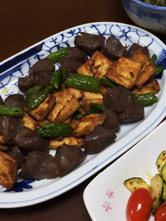サッパリ大満足!こんにゃくのうす揚げ炒め-レシピのメイン写真