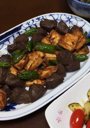 サッパリ大満足！こんにゃくのうす揚げ炒め-レシピのメイン写真
