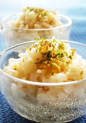 シンプルがいいね！梅の炊き込みごはん♪-レシピのメイン写真