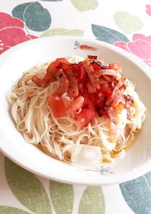 簡単！素麺のトマトとカリカリハム乗せ-レシピのメイン写真