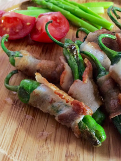ビールによく合う♪ししとうバラ肉巻き-レシピのメイン写真
