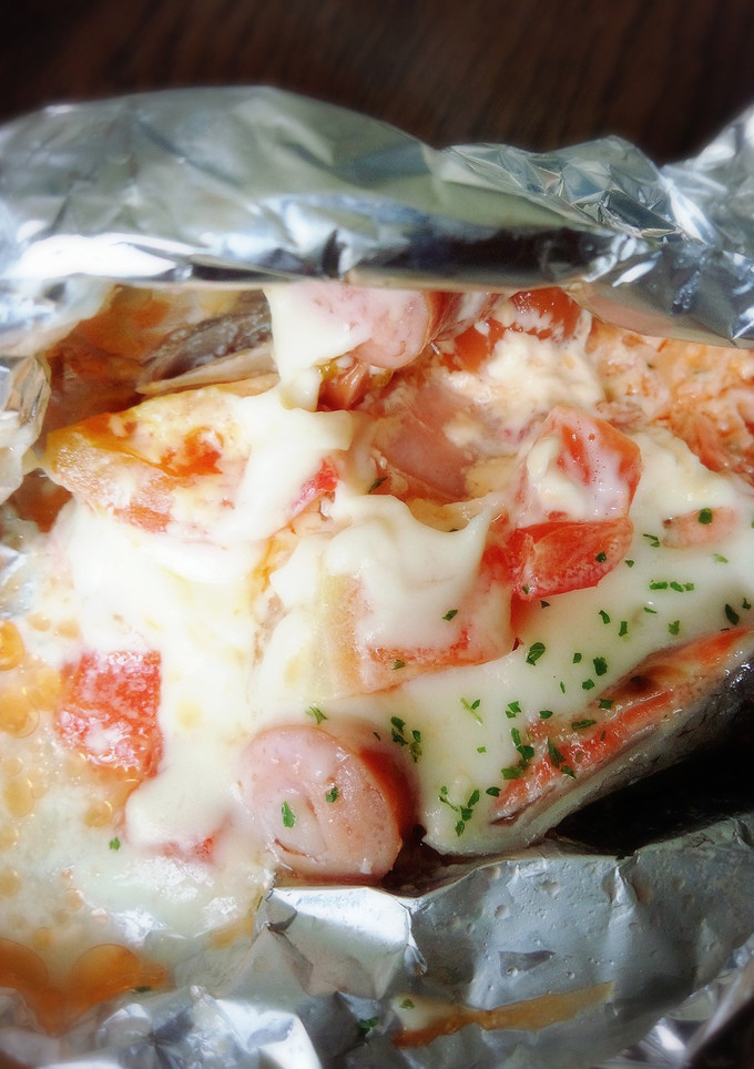 5分で主菜！鮭ホイル焼トマハムマヨソース-レシピのメイン写真