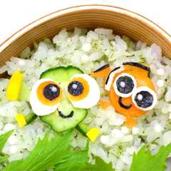 รูปของ 胡瓜ドリー&人参ニモ ♡簡単キャラ弁