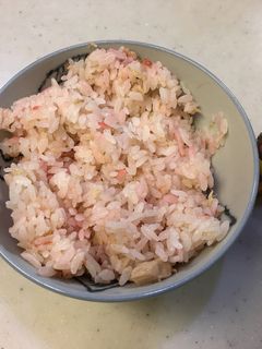 梅とツナの簡単炊きこみご飯-レシピのメイン写真